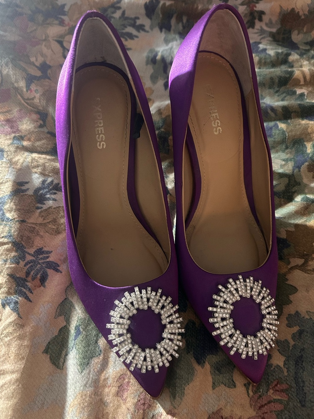 Express Purple Pointed-Toe Crystal Circle Pumps